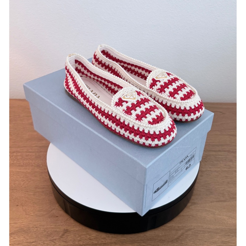 Prada Red White Crochet Loafers Enameled Triangle Logo Flats 1D496N Womens 37.5